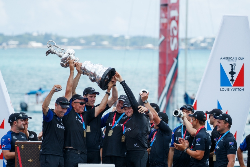 26/06/17 35th America's Cup Match presented by Louis Vuitton. Emirates Team New Zealand vs. Oracle Team USA races 9 & 10
Copyright: Richard Hodder / Emirates Team New Zealand