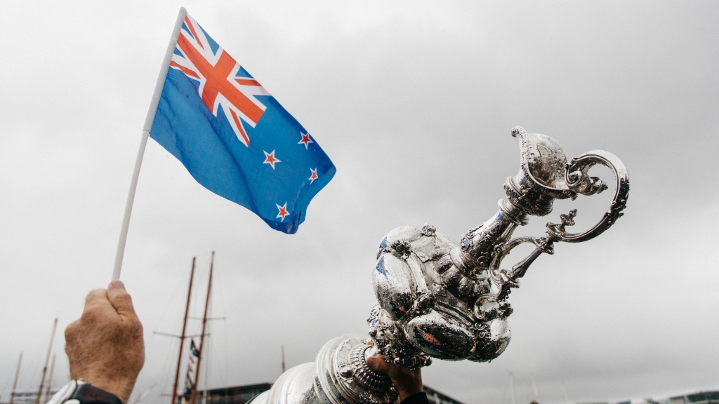 06/07/17 Emirates Team New Zealand - America's Cup Victory Parade in Auckland City
Copyright: Richard Hodder